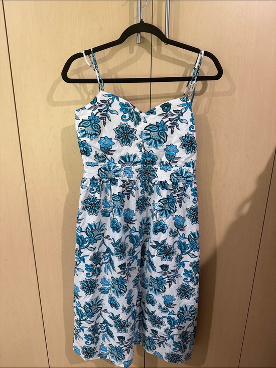 Ann Taylor Dresses & Skirts - Ann Taylor White Dress with Teal & Blue Floral Print